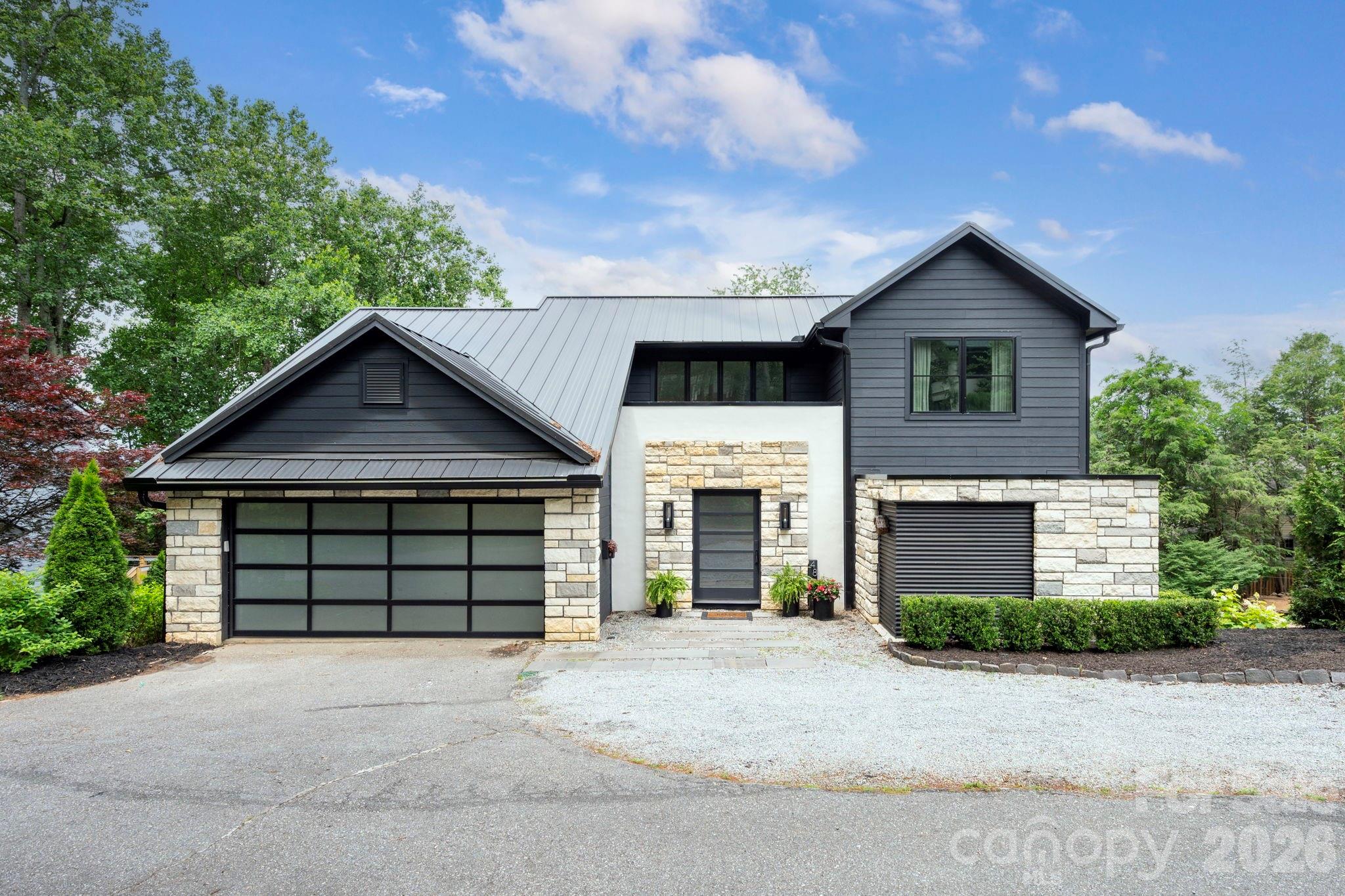 Photo 1 of 39 — 48 Woodvale Avenue, Asheville, NC 28804