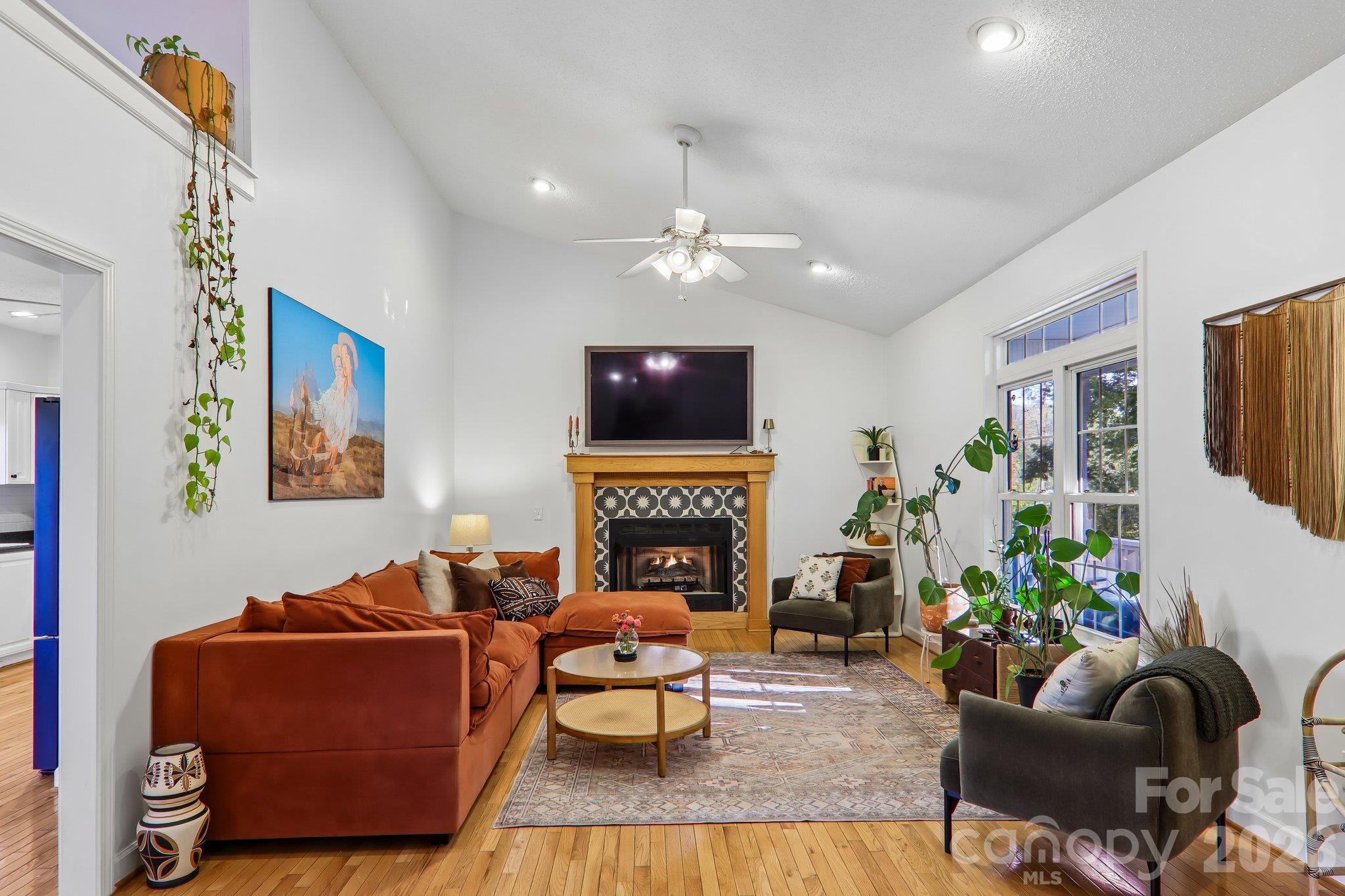 12 Grassy Meadow Drive