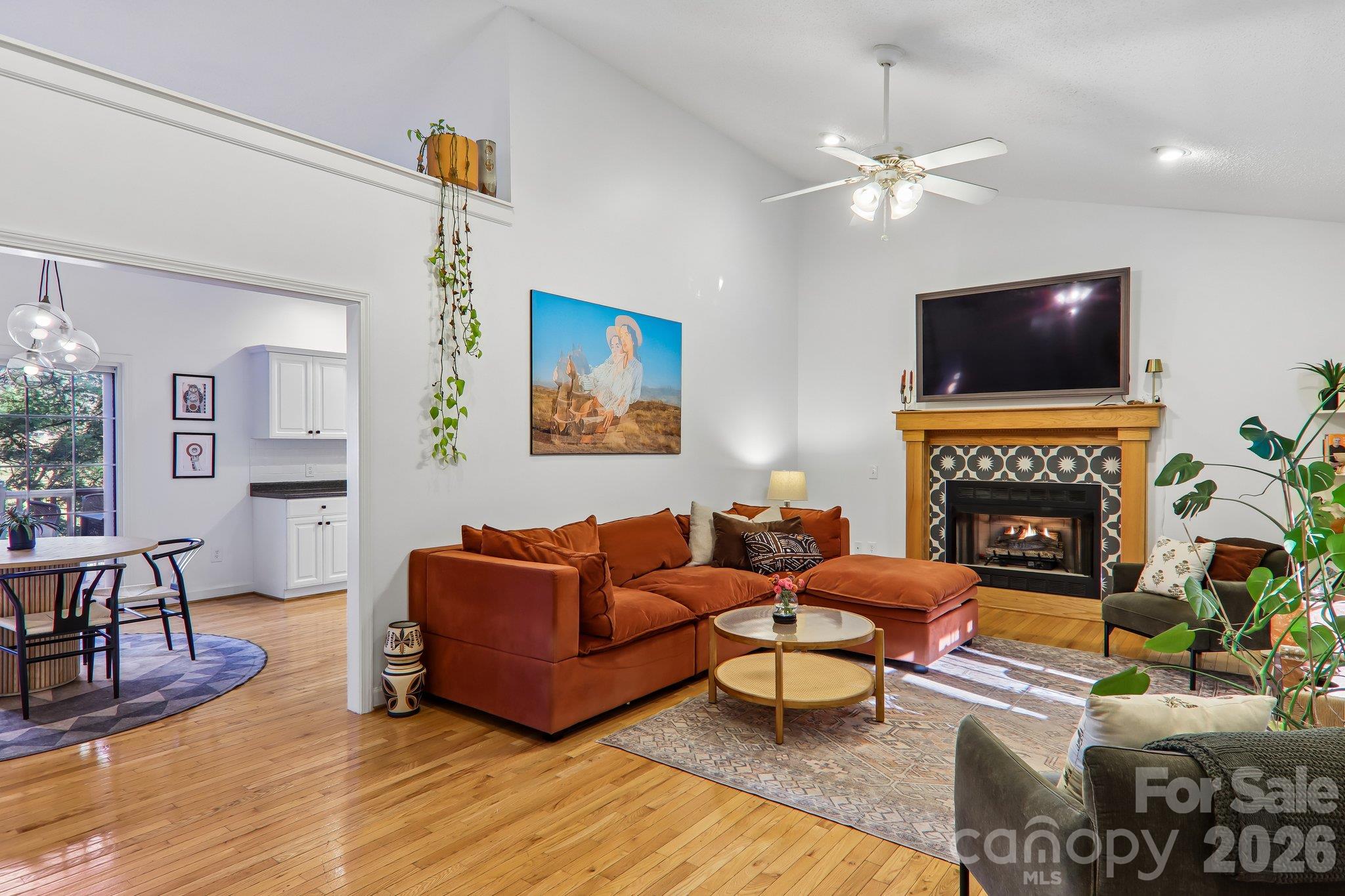 12 Grassy Meadow Drive