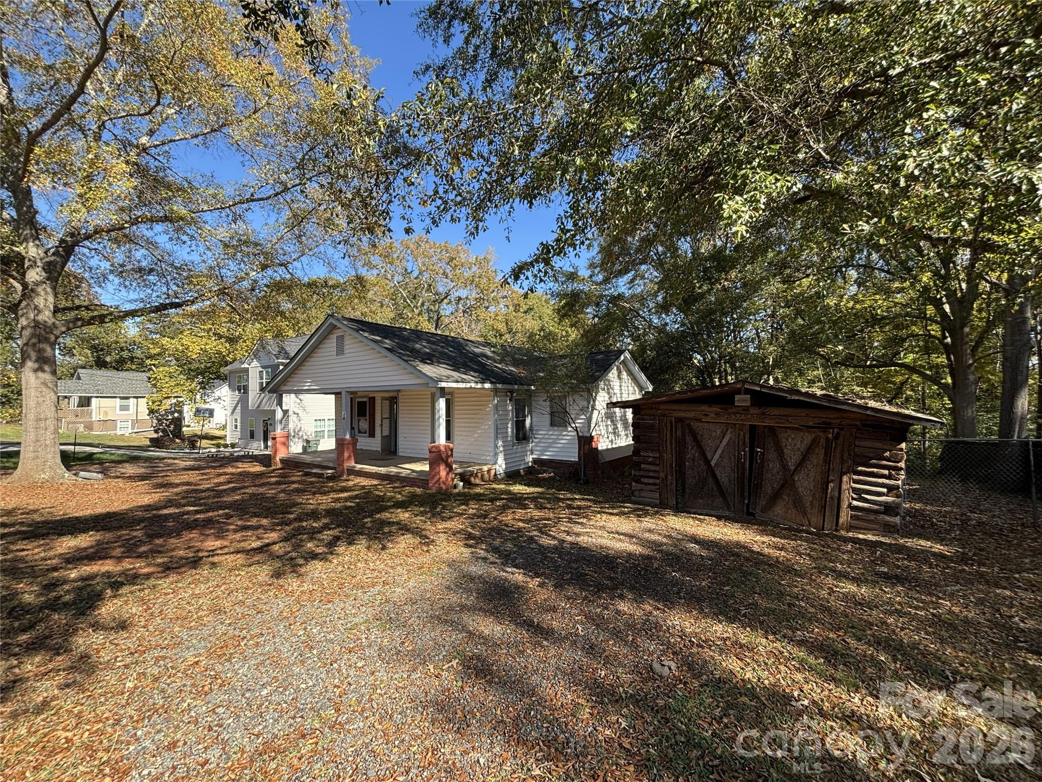 1040 East Drive