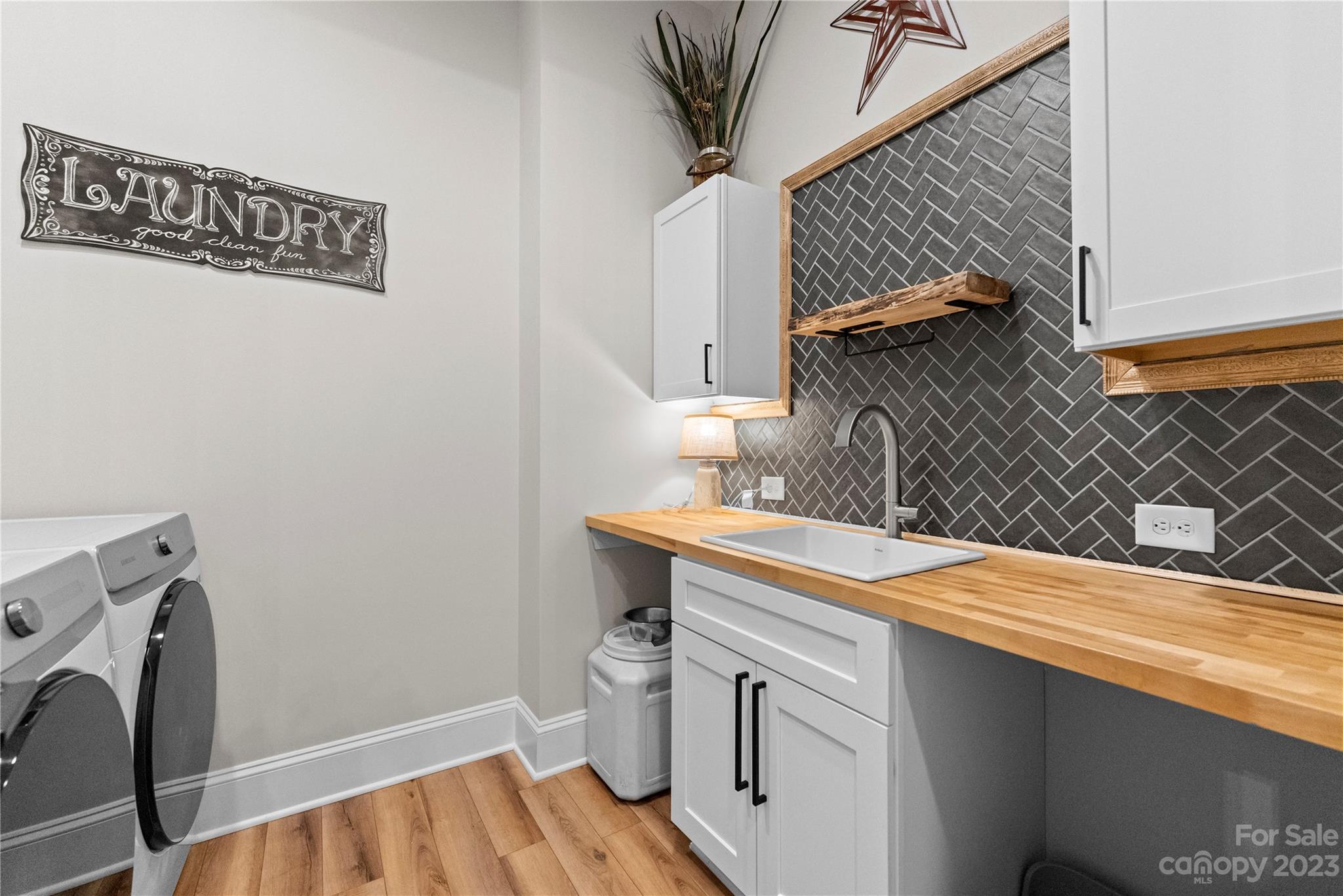 Carolina Coves - Residential