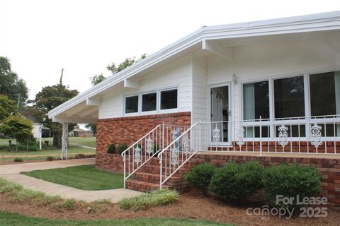 4241 Burton Lane Denver NC 28037