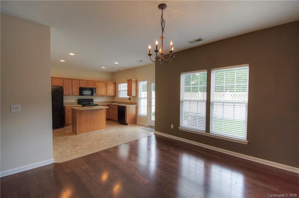 Autumn Cove At Lake Wylie - Residential