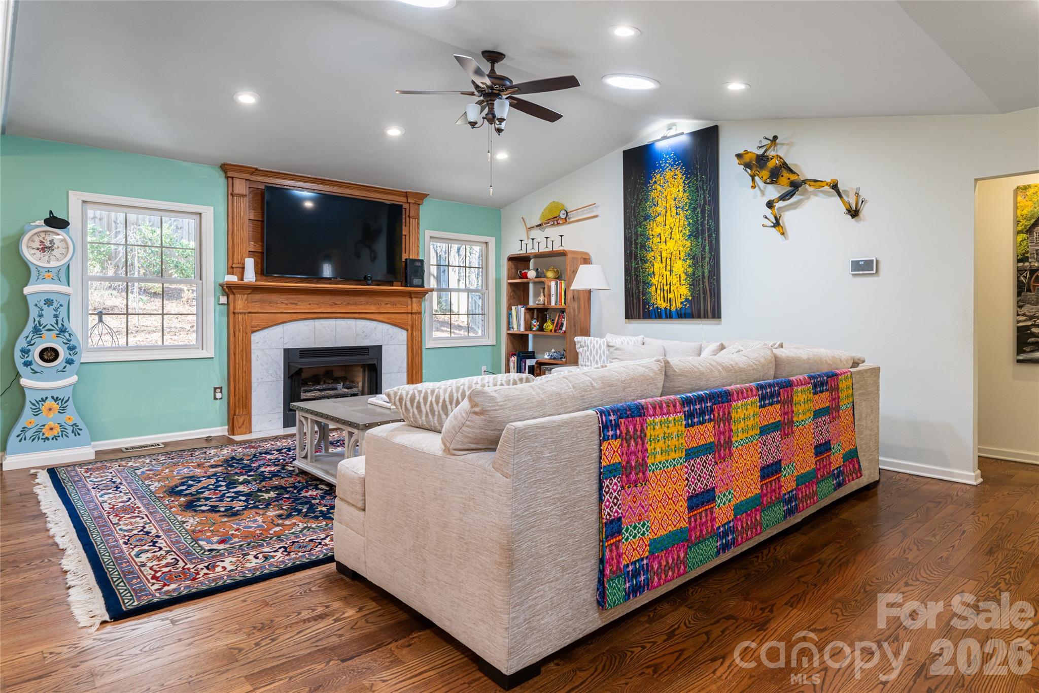 Oak Hollow - Residential