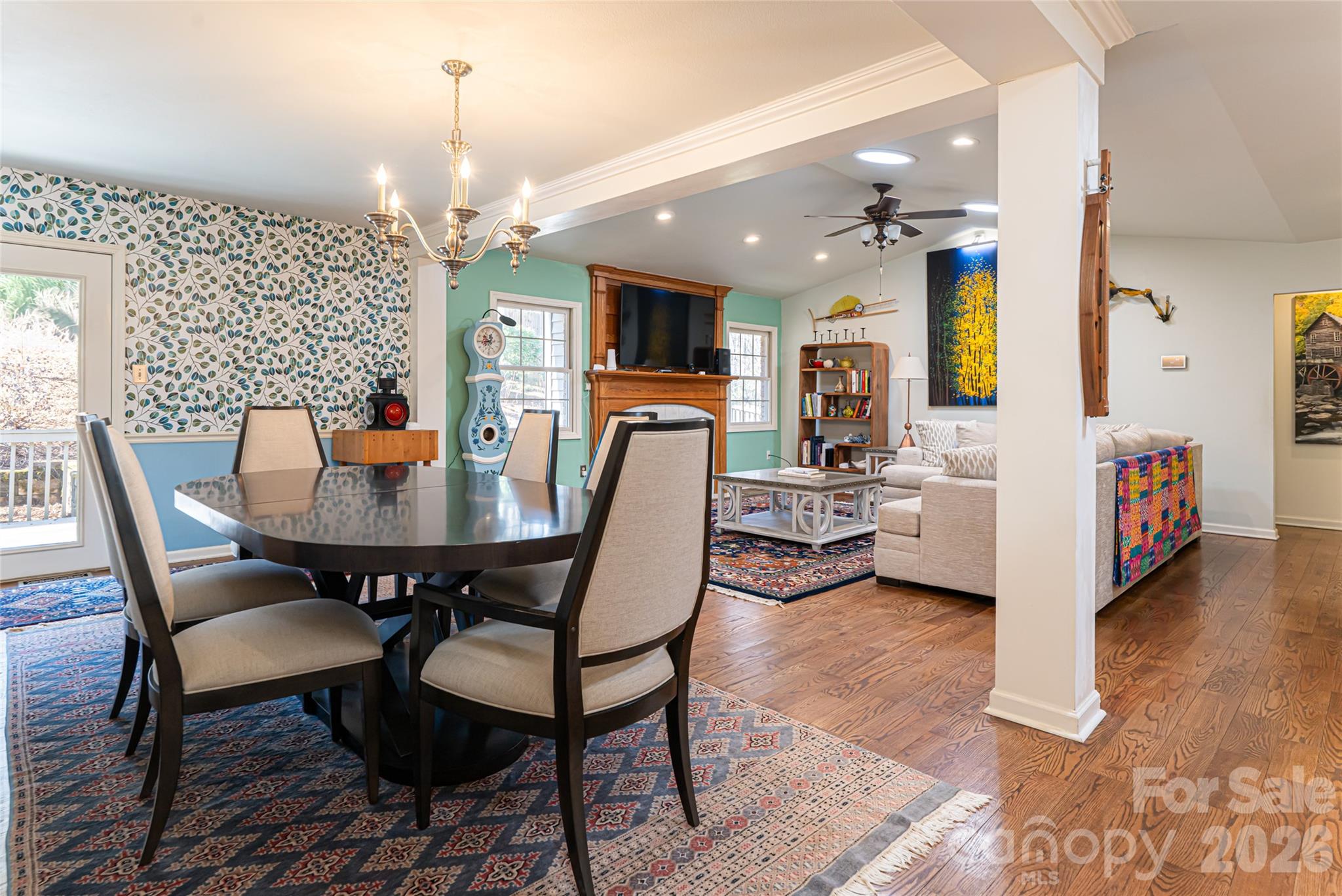 Oak Hollow - Residential