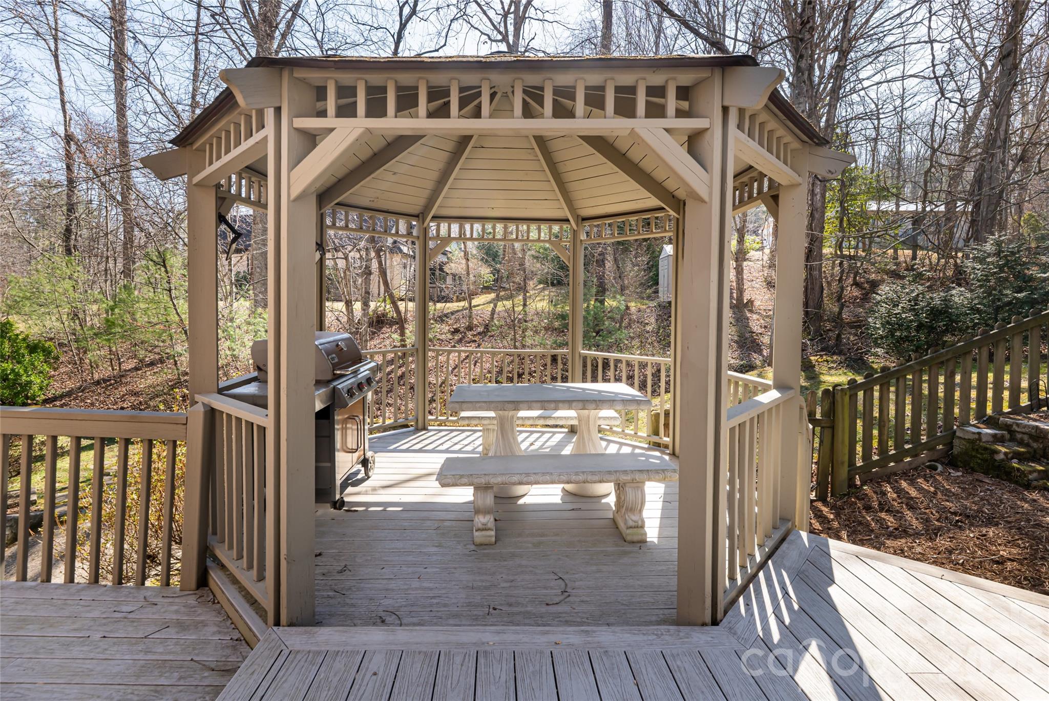 Oak Hollow - Residential