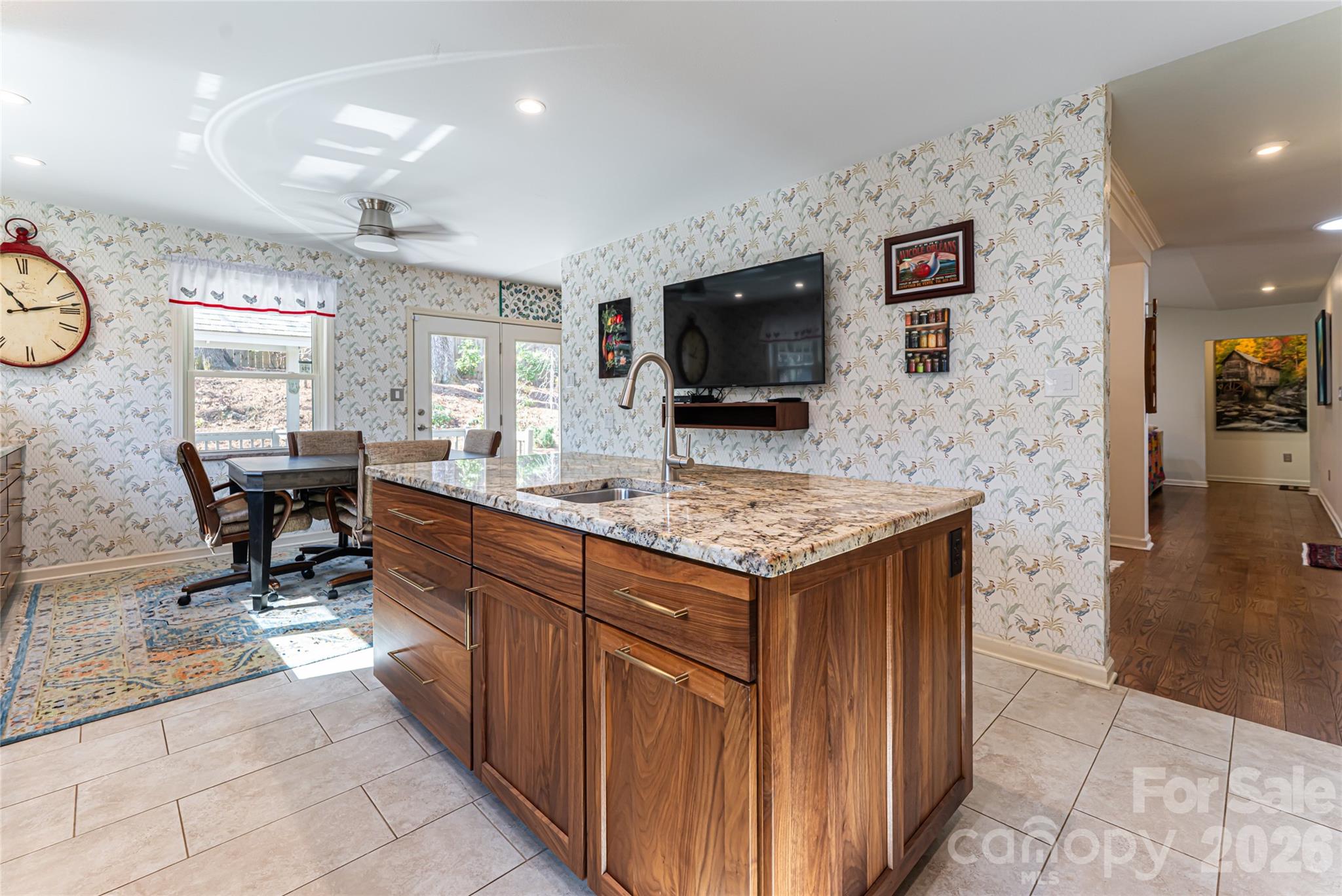 Oak Hollow - Residential