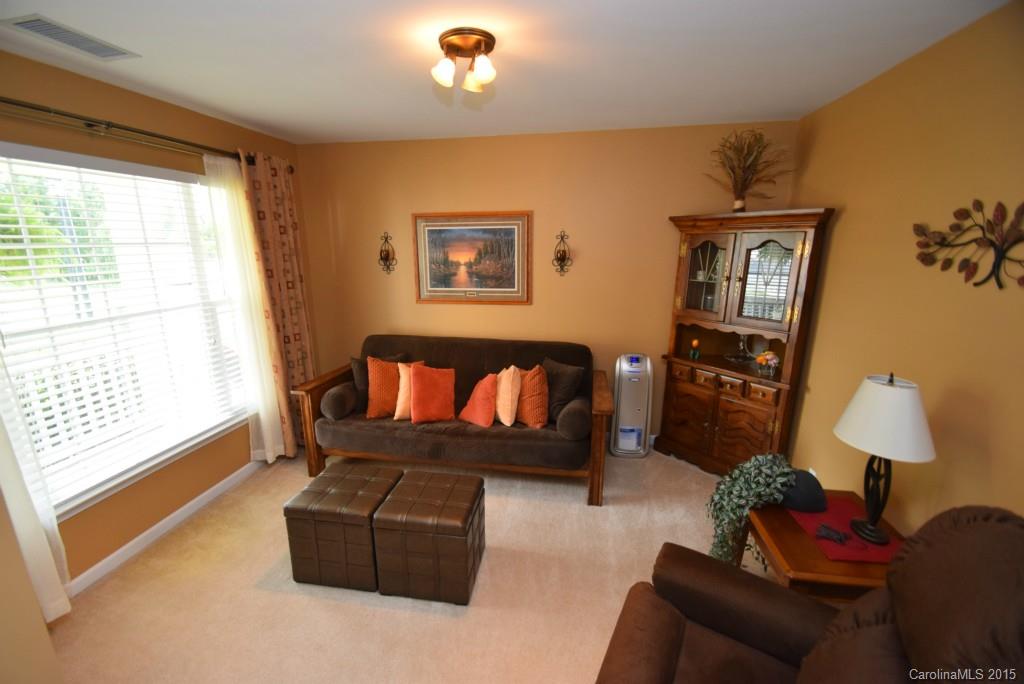 Hallmark Glen - Residential