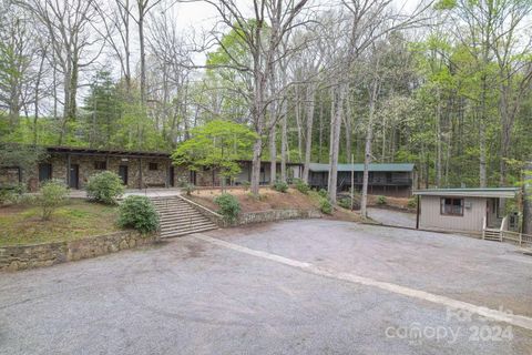 A home in Waynesville