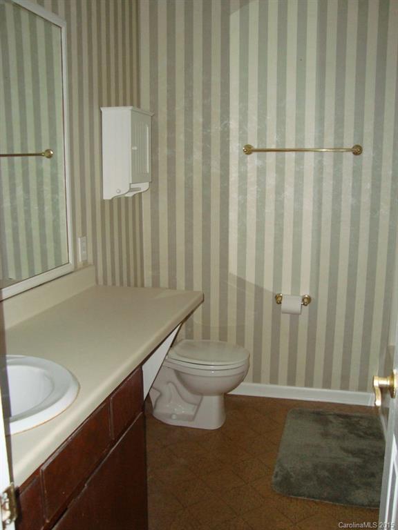 Riverview Villa - Residential Lease