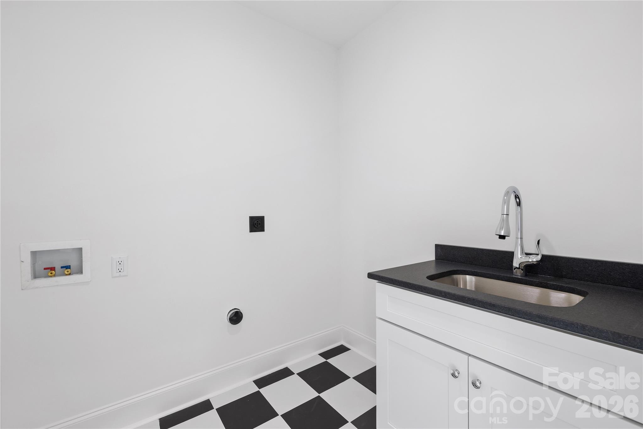 River Oaks Landings - Residential