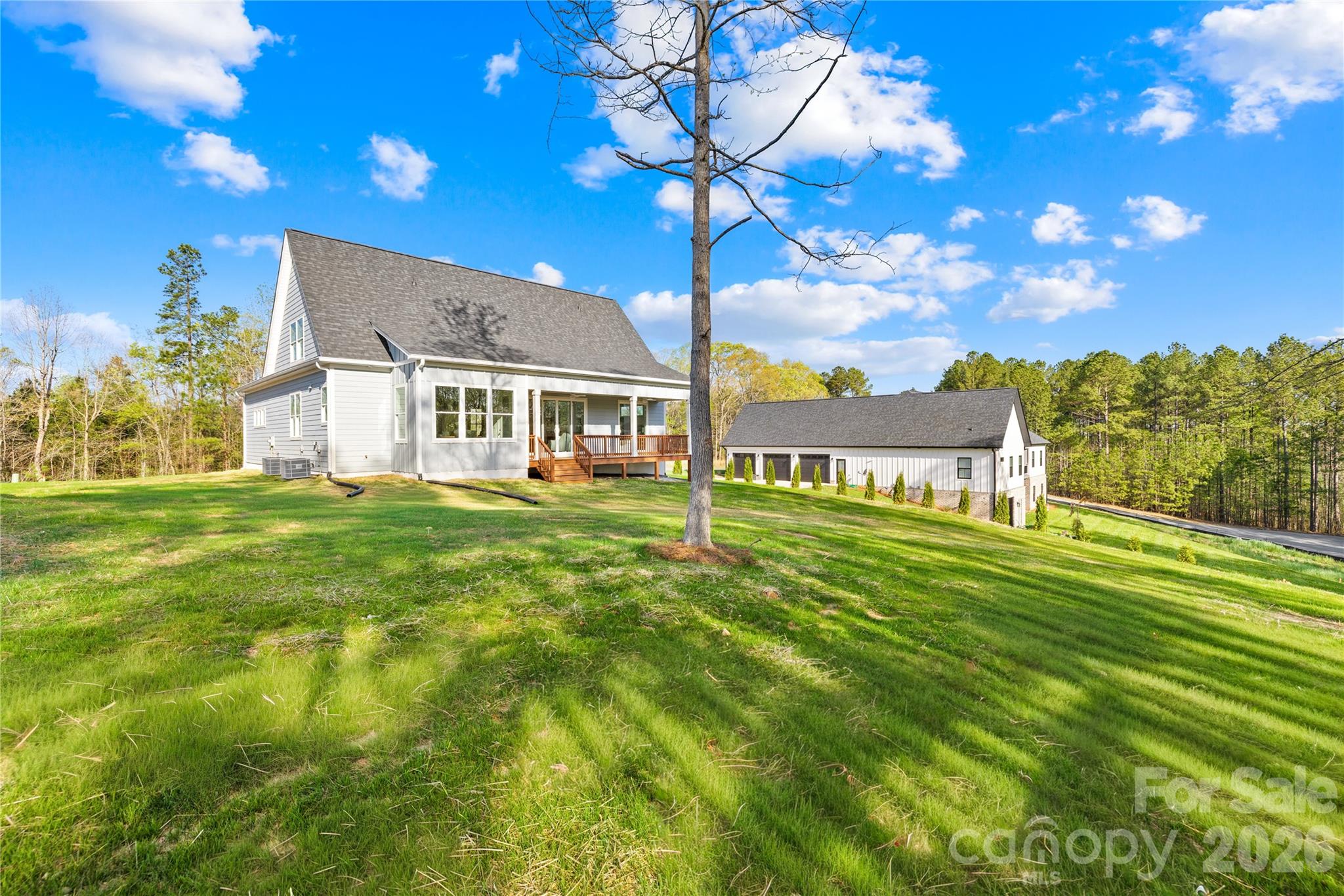 River Oaks Landings - Residential