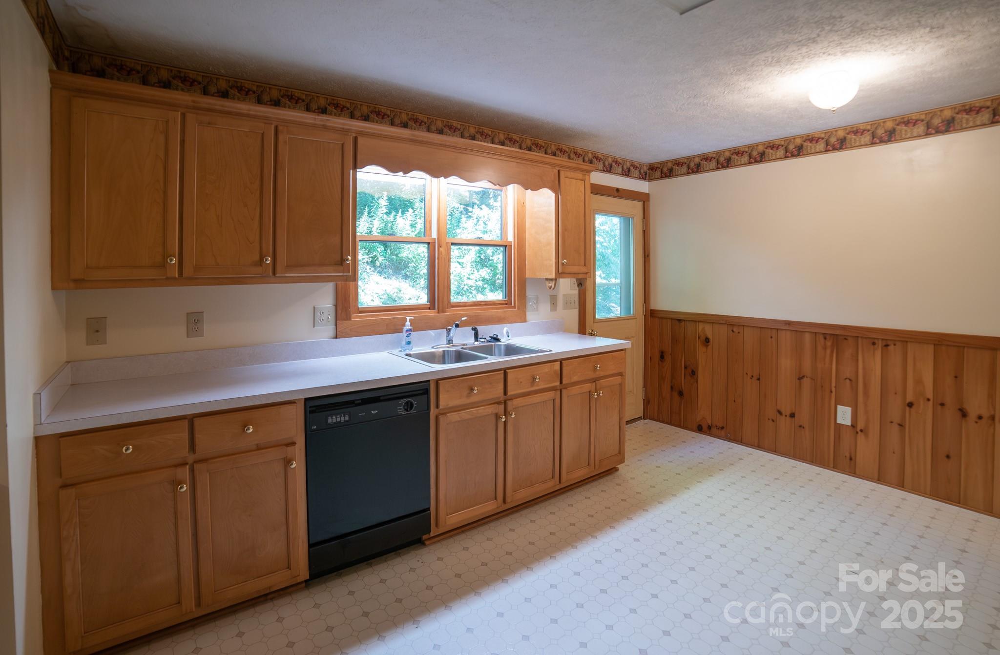 Fox Run Ridge - Residential