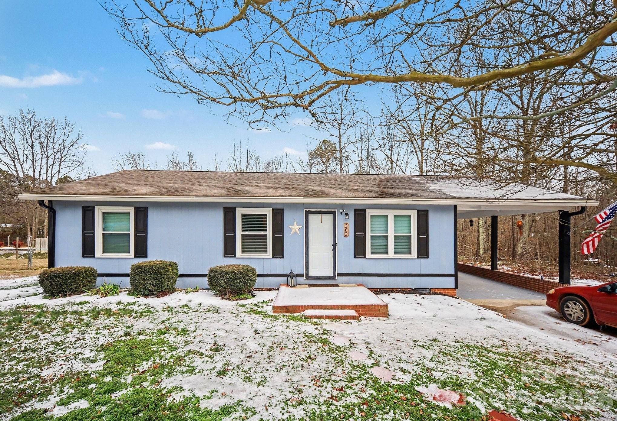 202 Mauney Farm Road