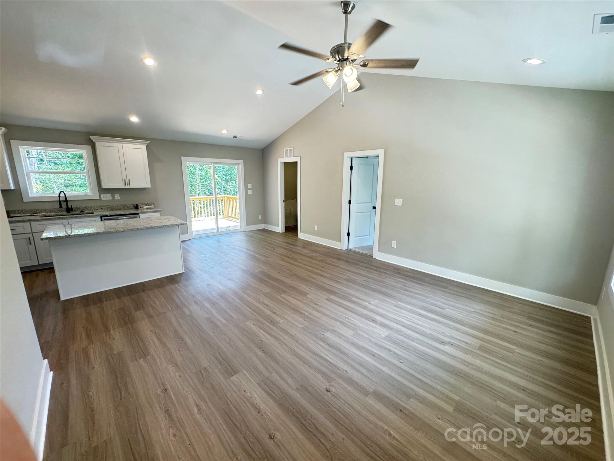409 Scarlett Oak Court NE