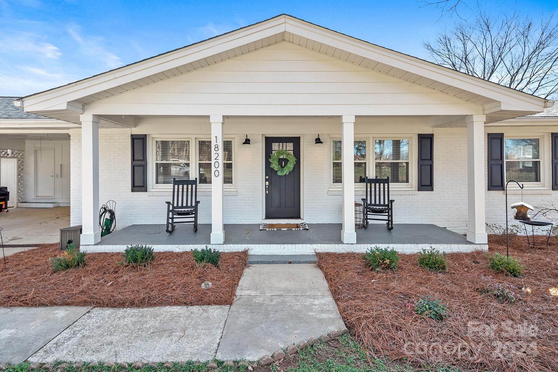 Point Largo - Residential