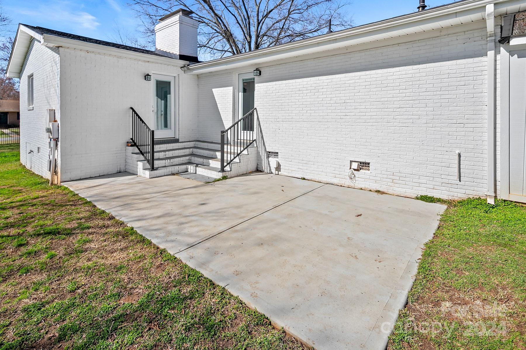 Point Largo - Residential