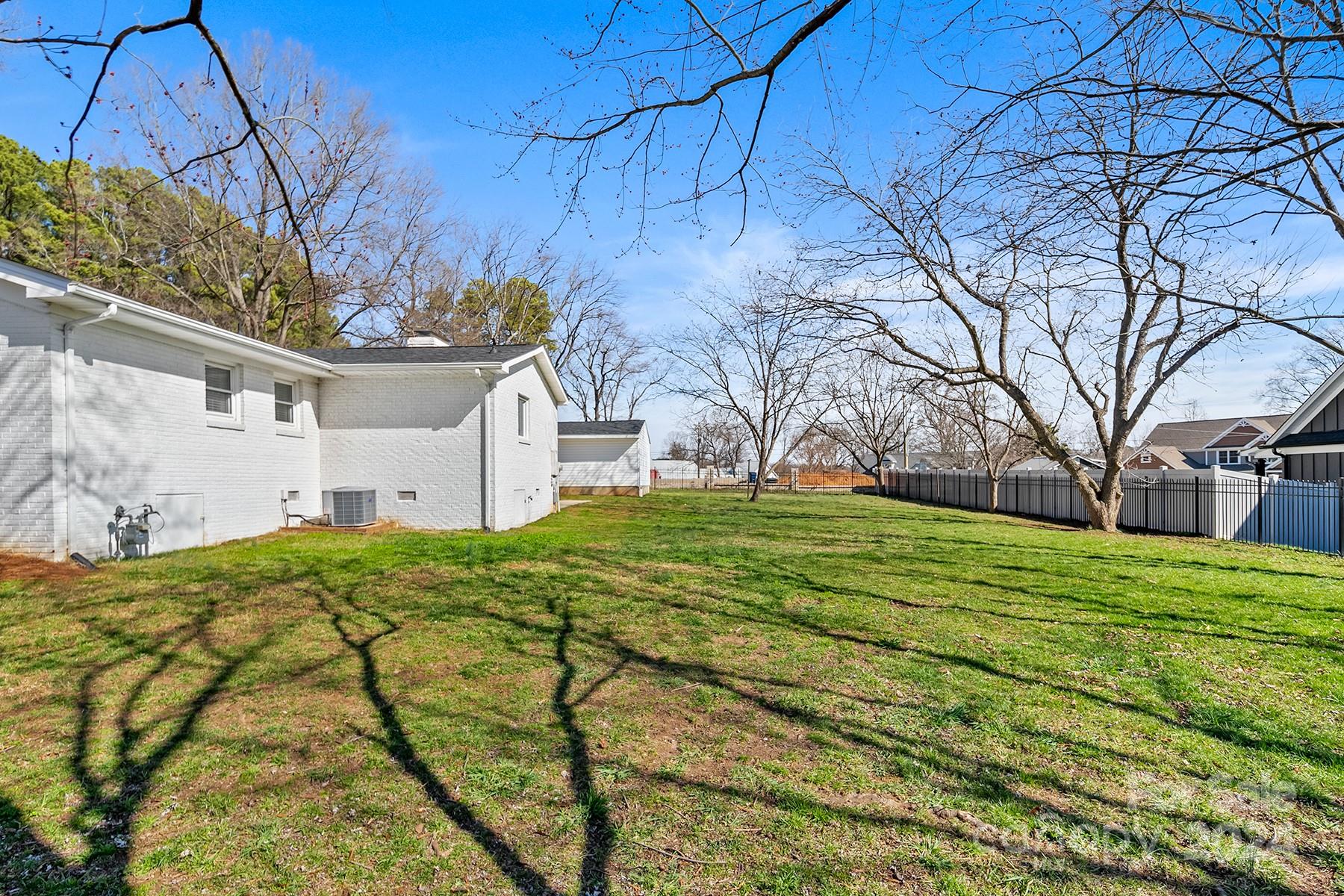 Point Largo - Residential