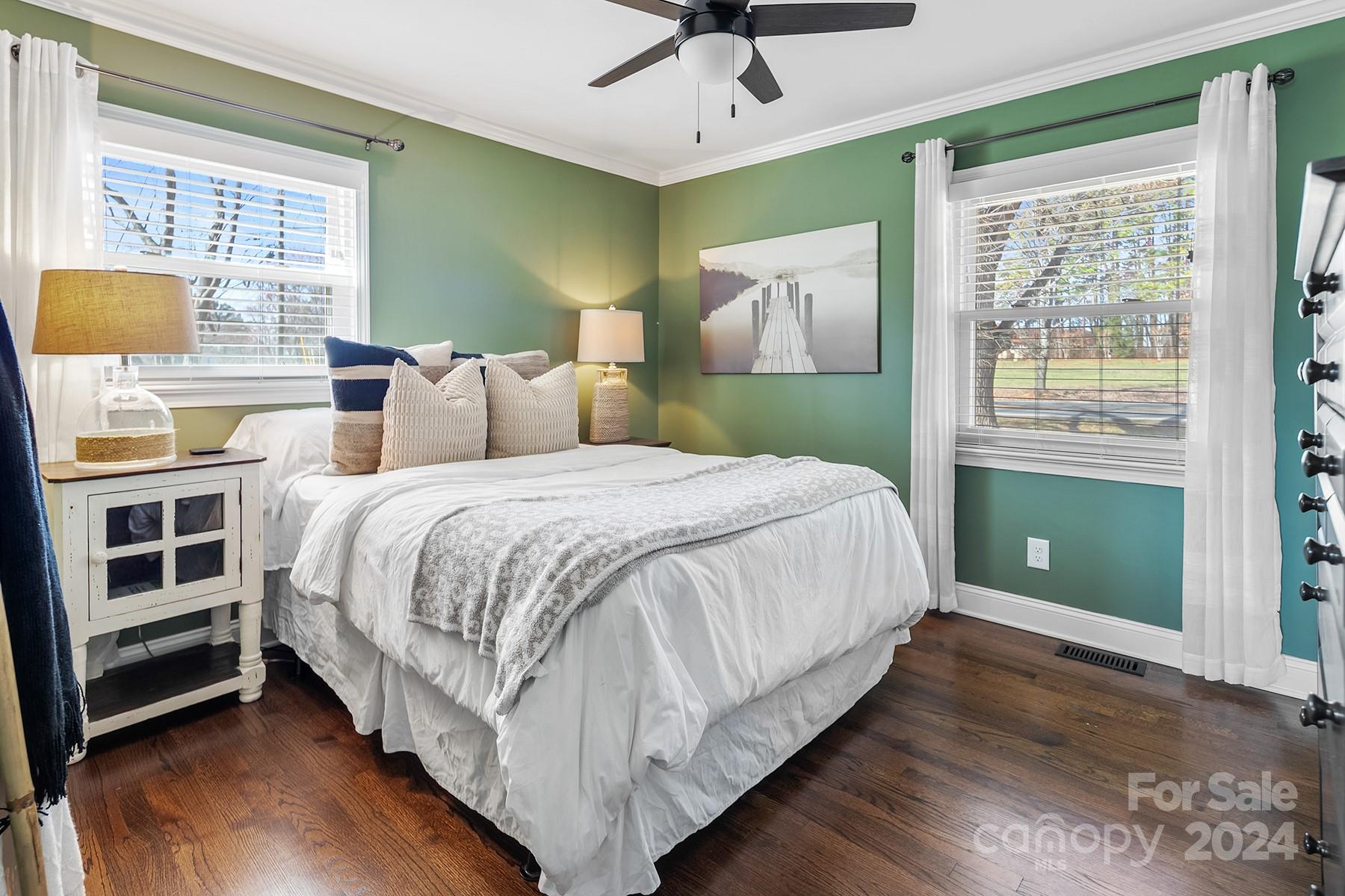 Point Largo - Residential