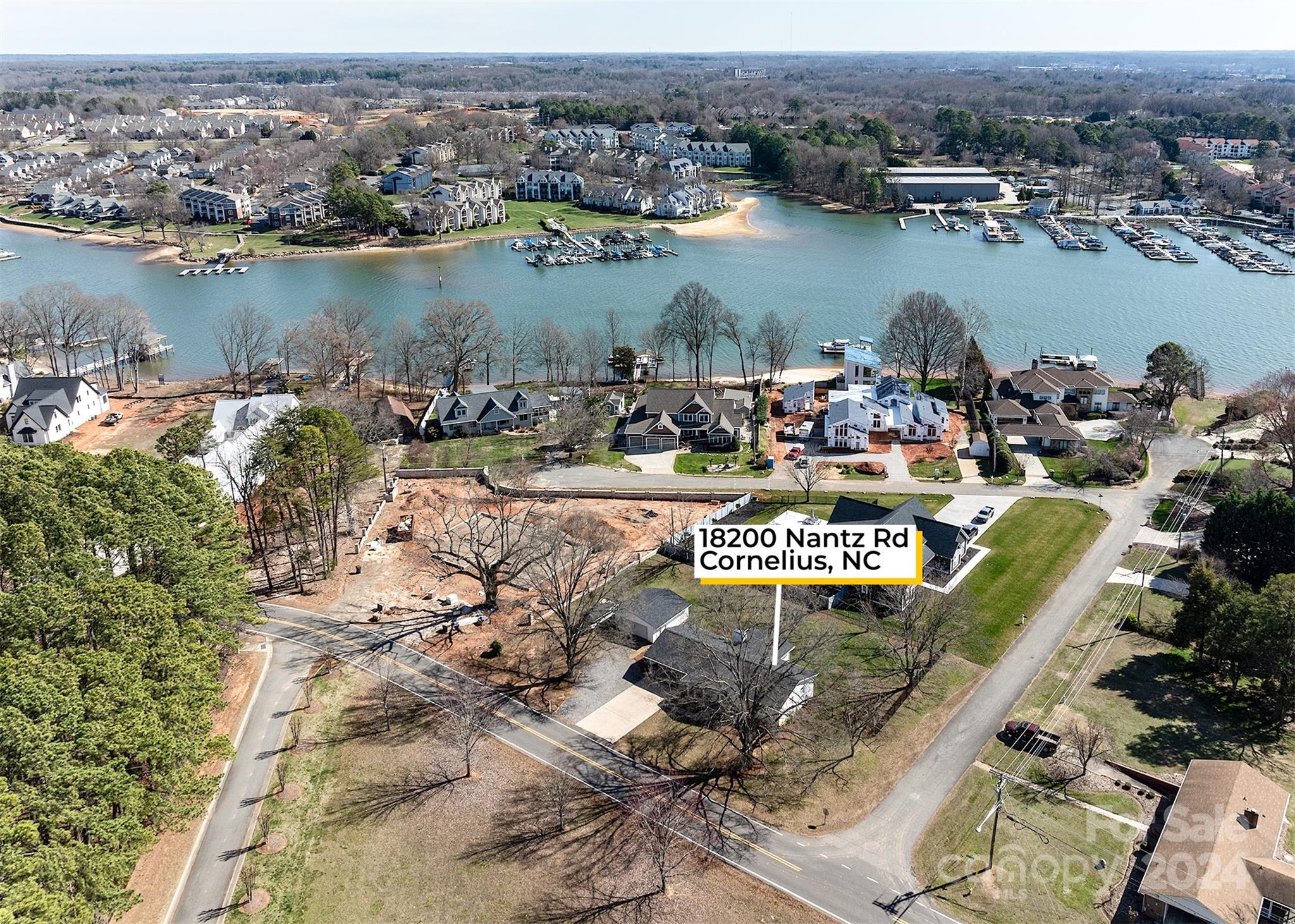 Point Largo - Residential