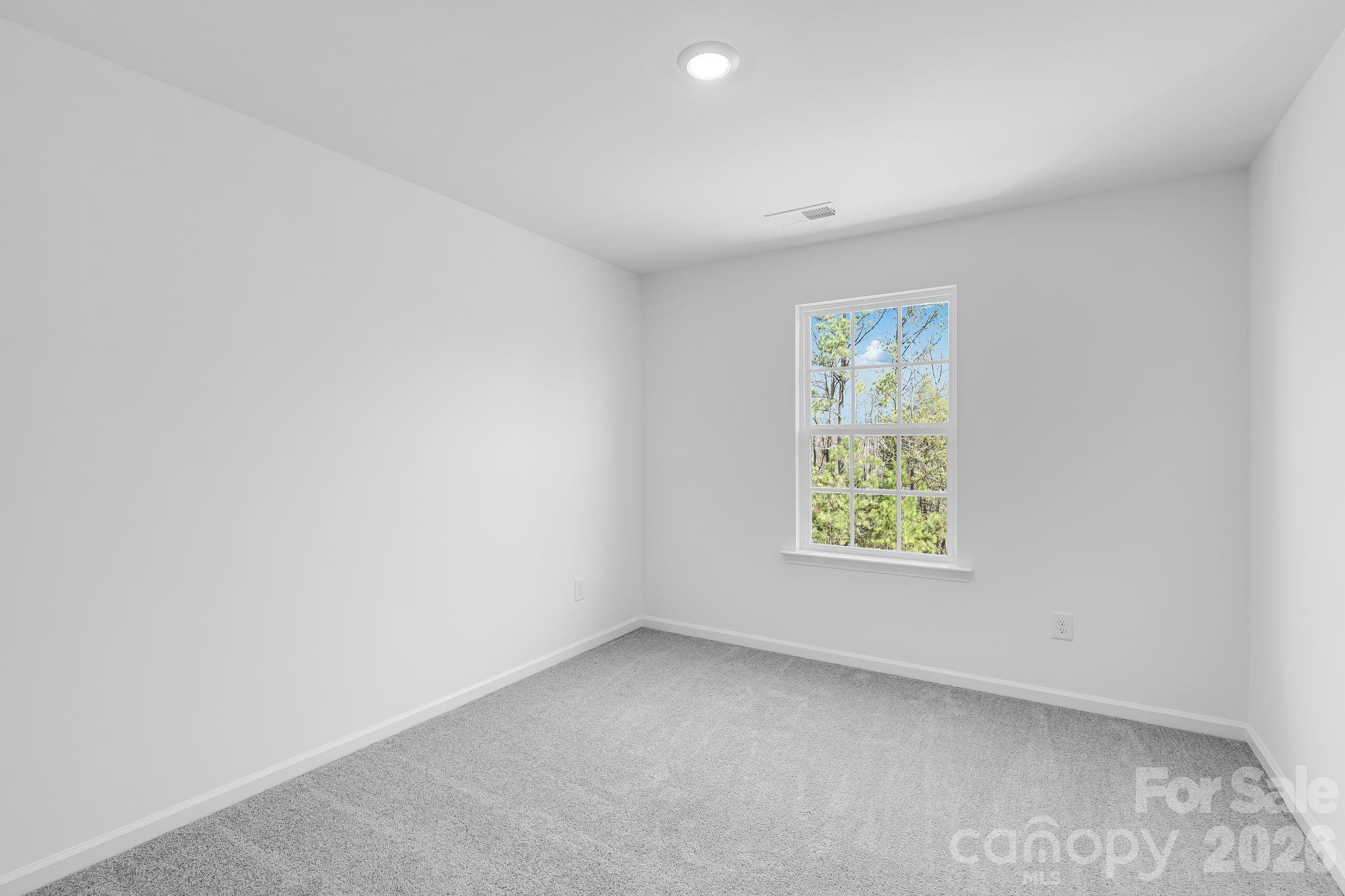 708 Sparano Loop 174