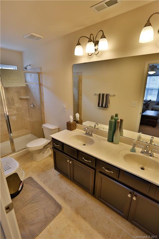 Stowe Pointe - Residential