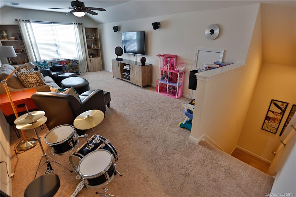 Stowe Pointe - Residential