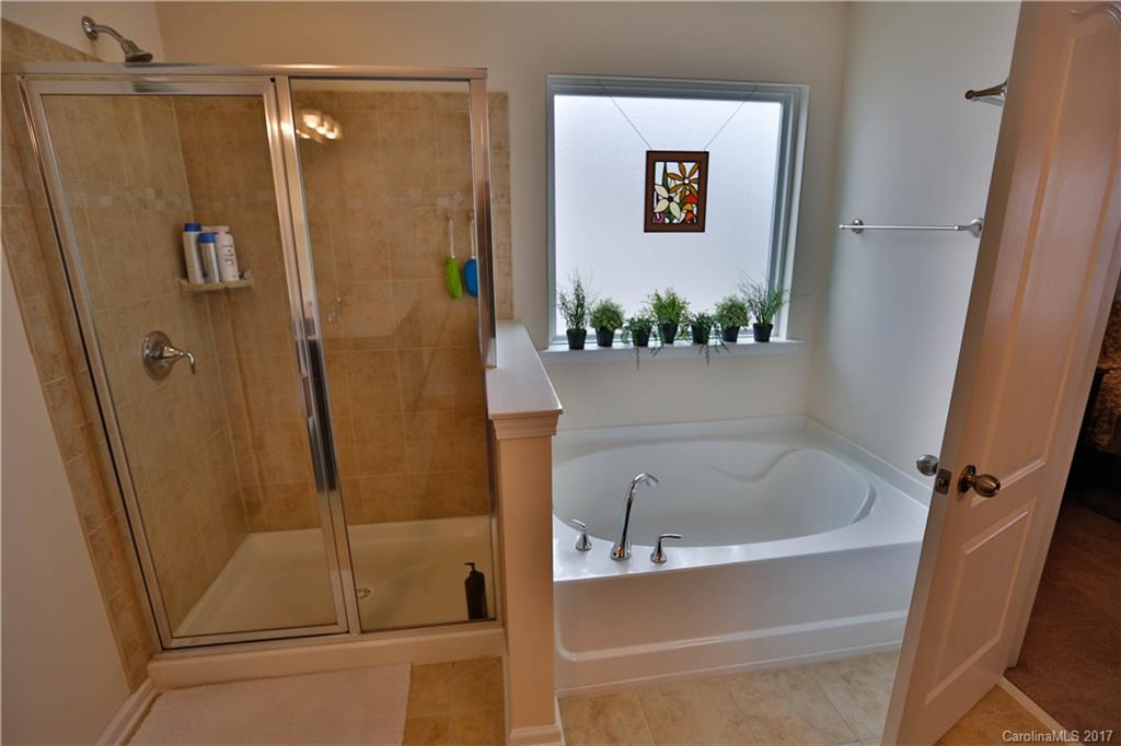 Stowe Pointe - Residential