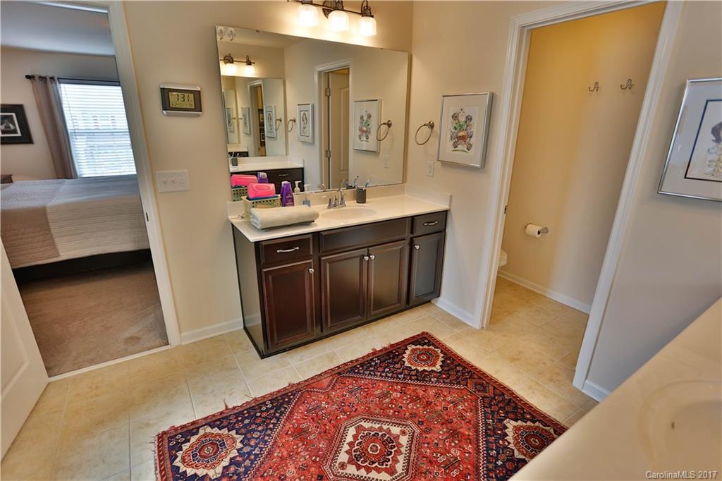 Stowe Pointe - Residential