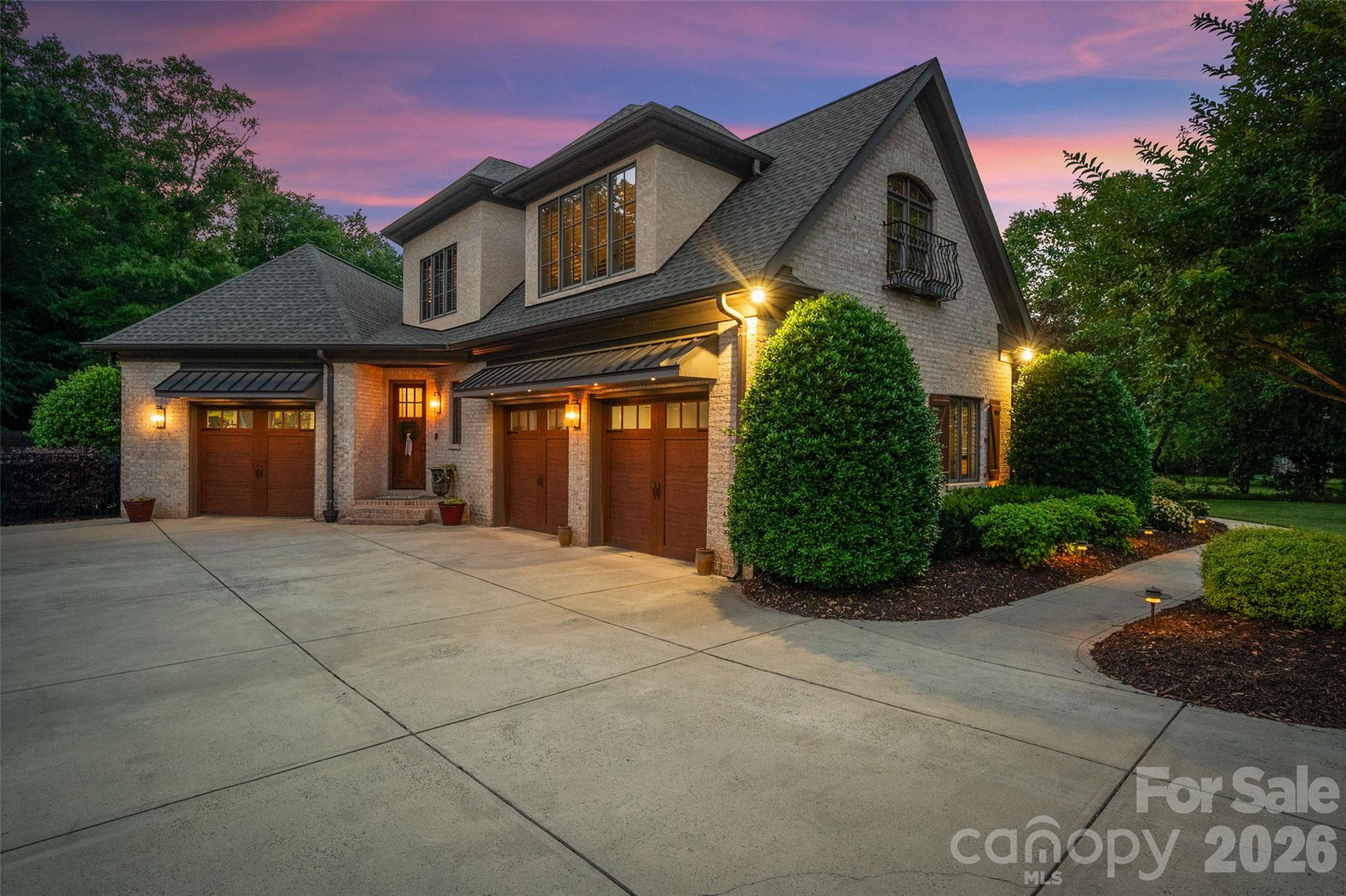 8905 Whirlaway Lane
