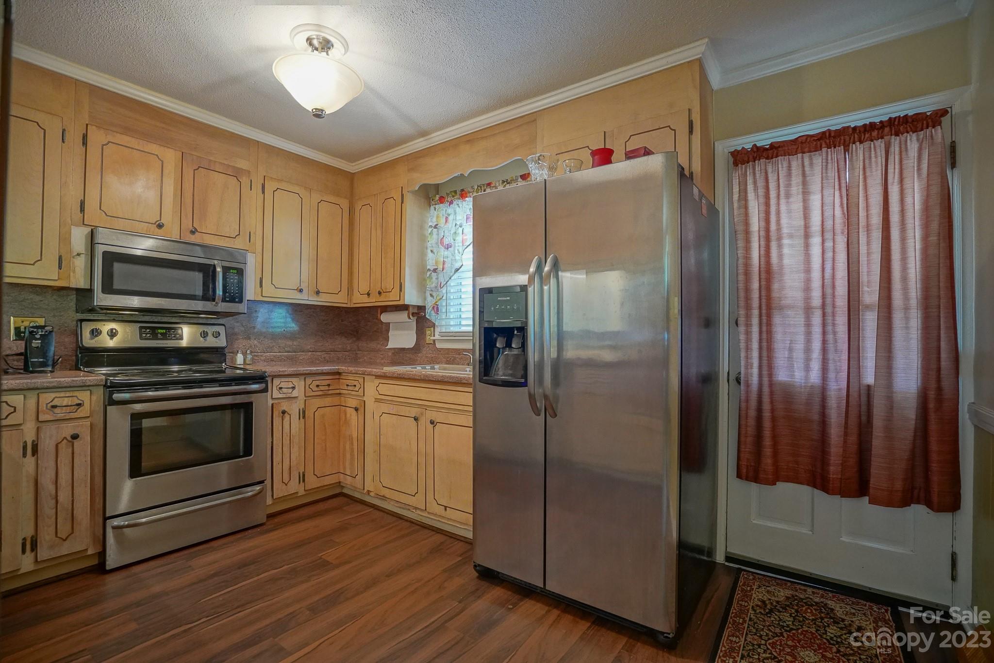 Kingston Hills - Residential