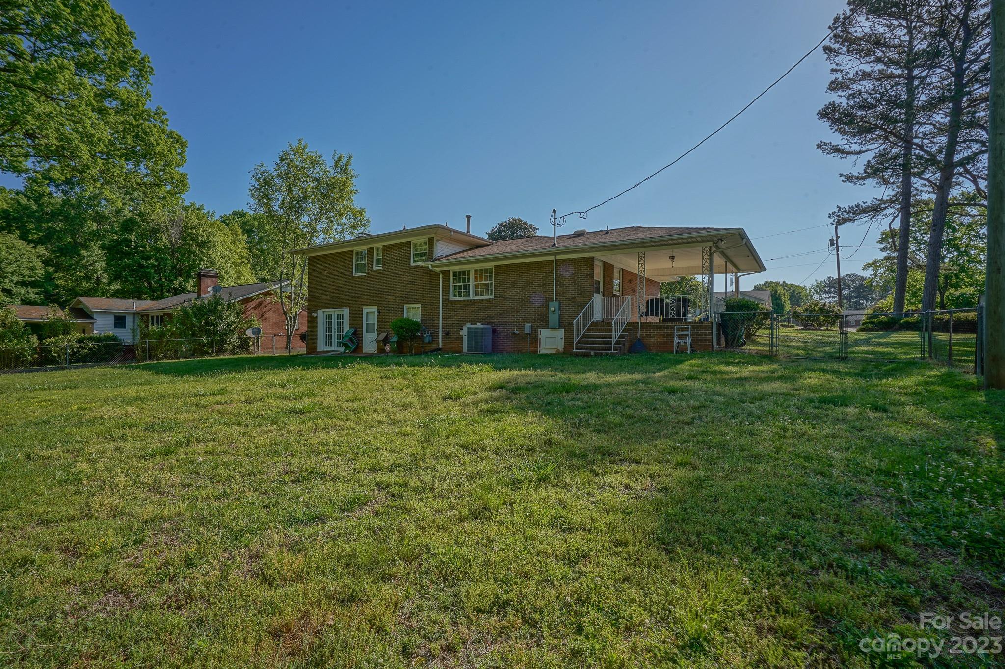 Kingston Hills - Residential