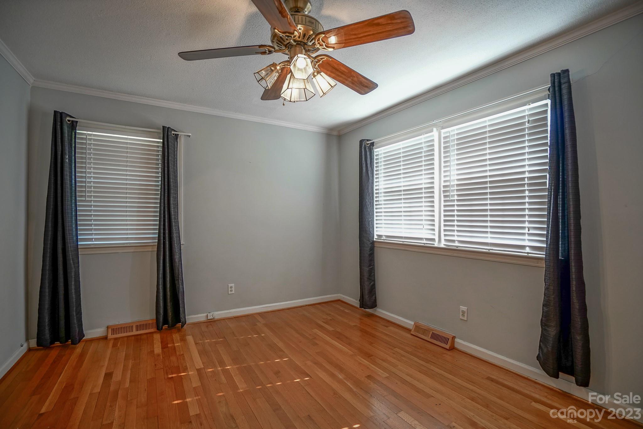 Kingston Hills - Residential