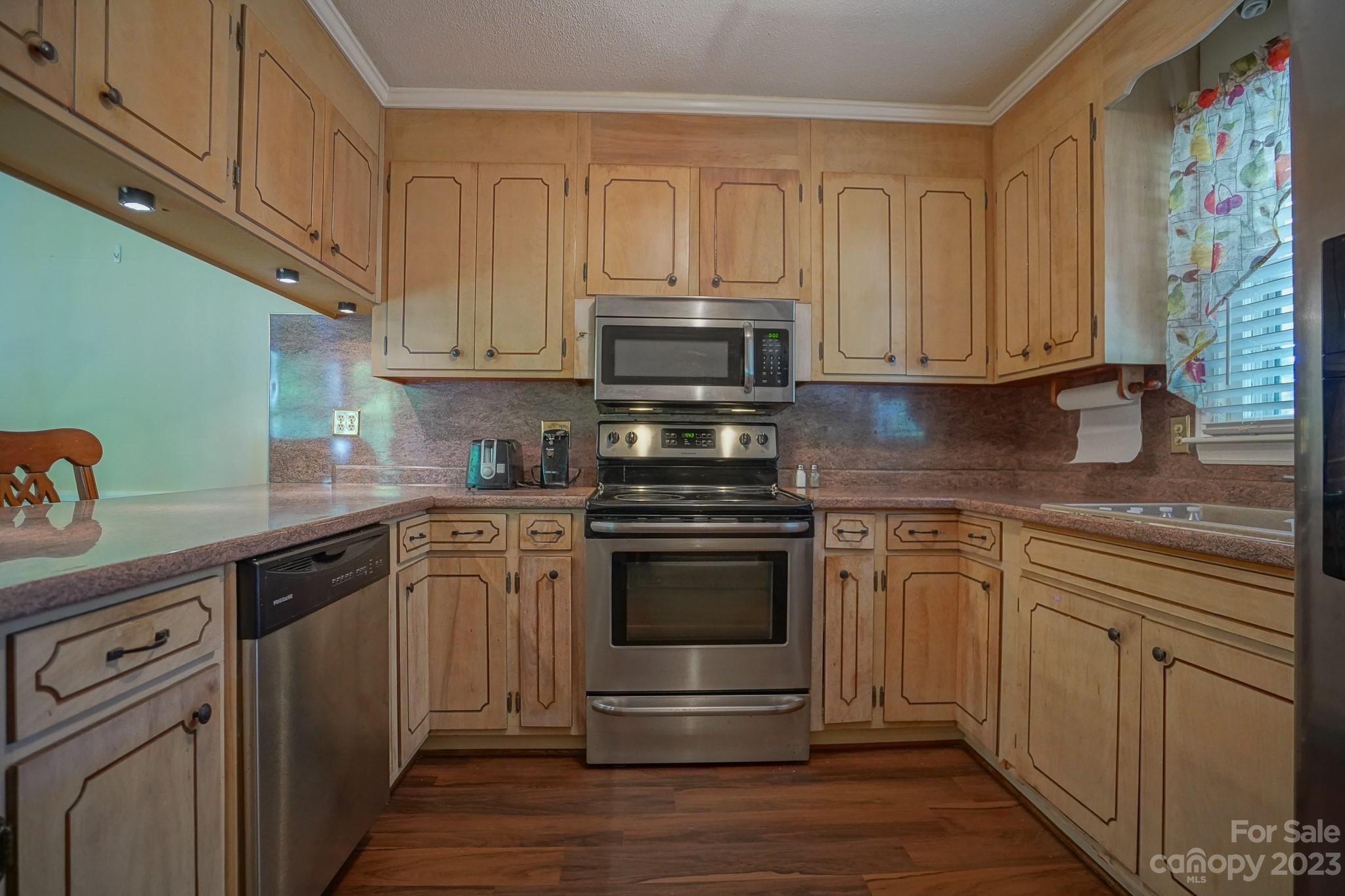 Kingston Hills - Residential