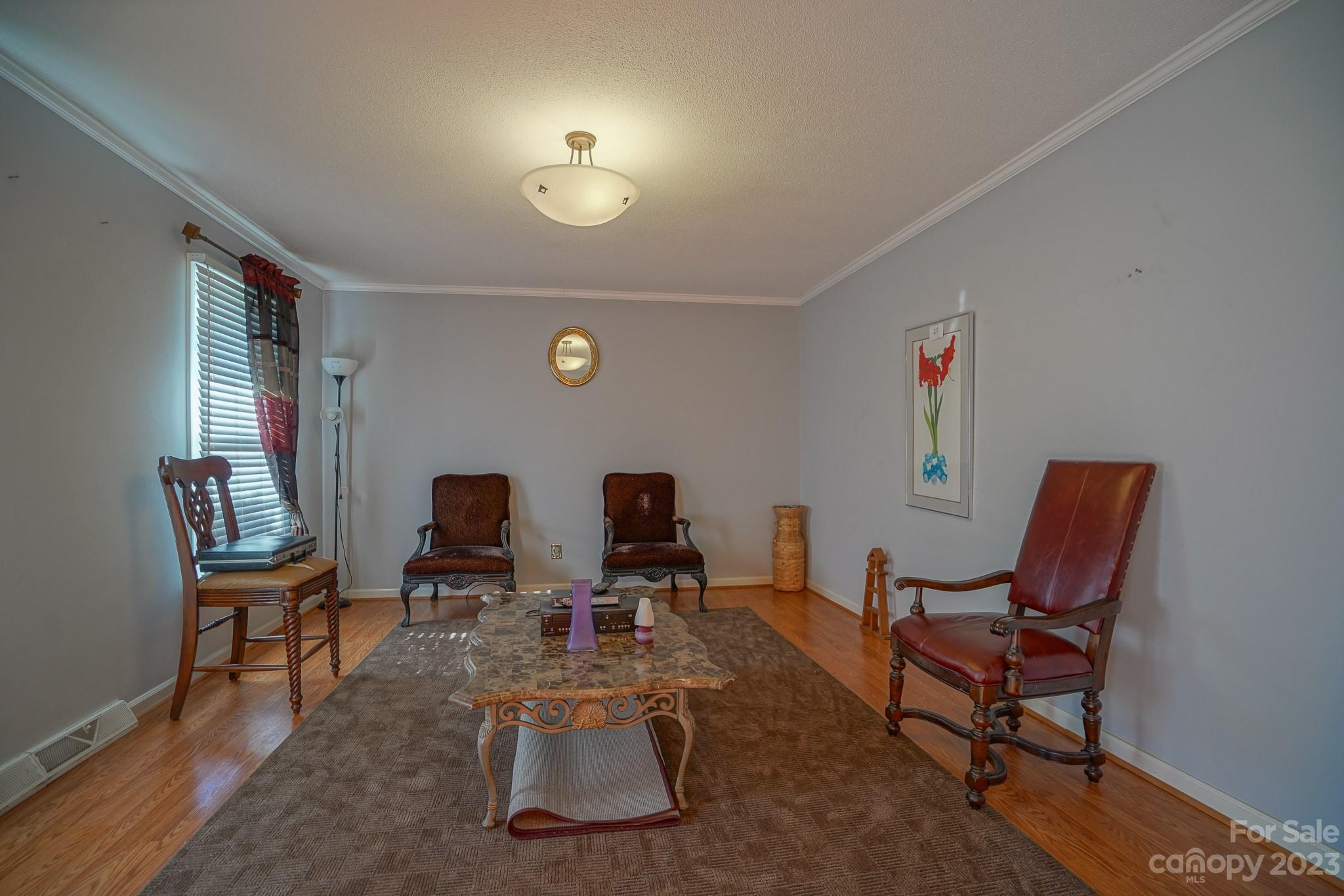 Kingston Hills - Residential