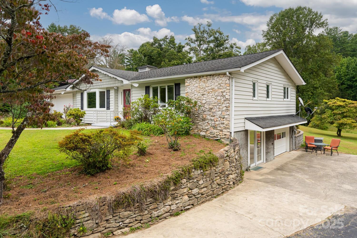 3870 Kanuga Road