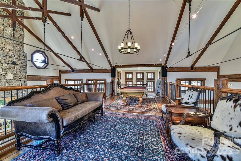 Whisper Mountain - Land