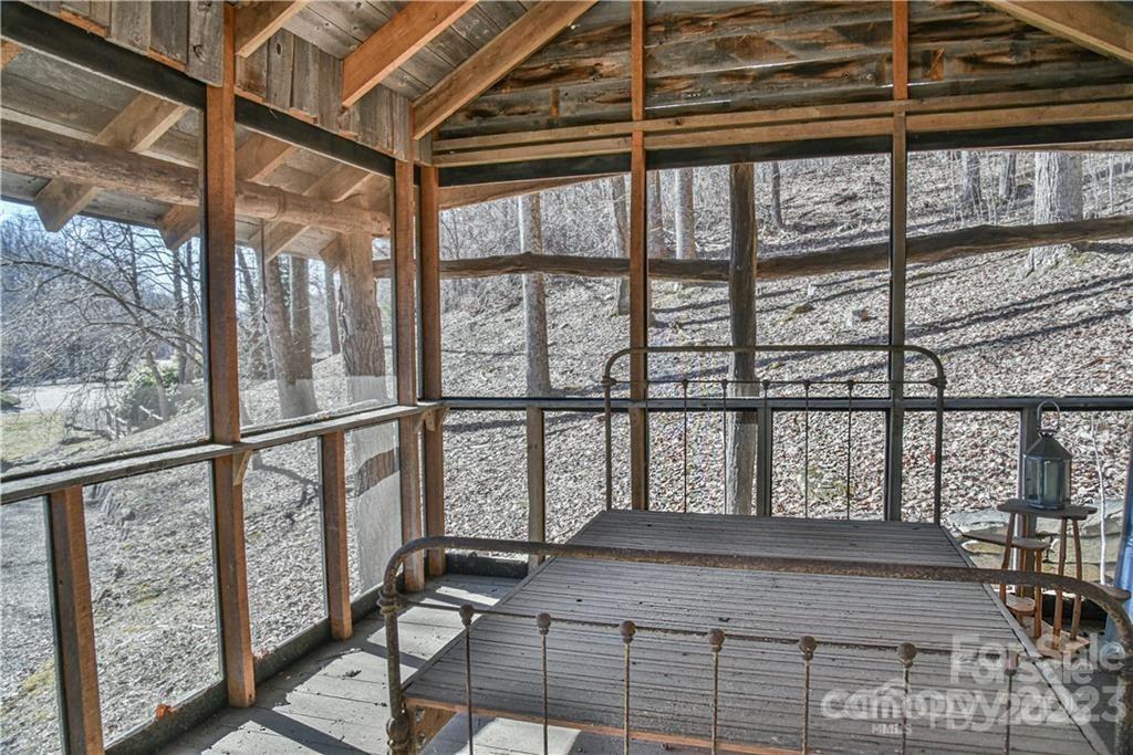 Whisper Mountain - Land