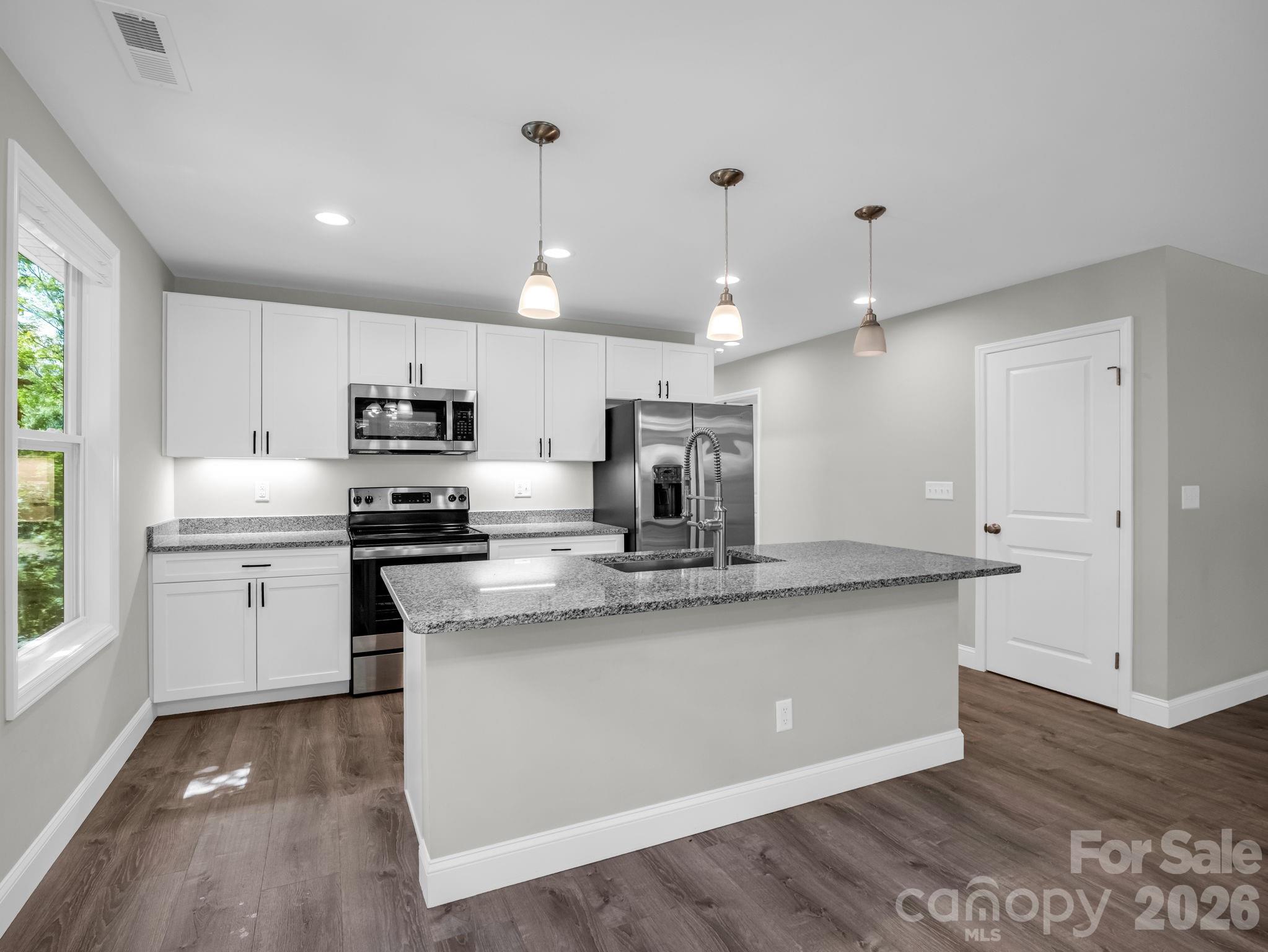 92 Lakeside Drive