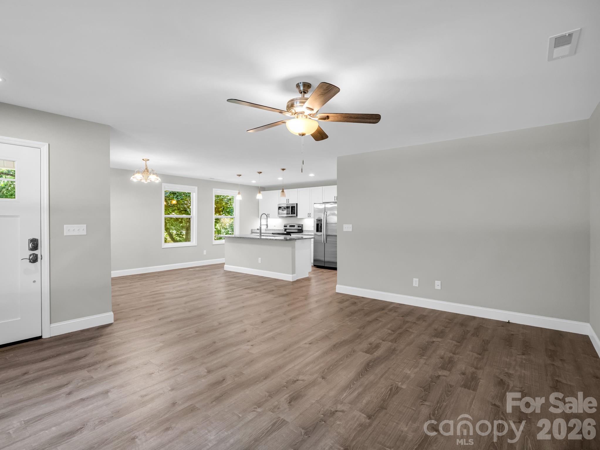 92 Lakeside Drive