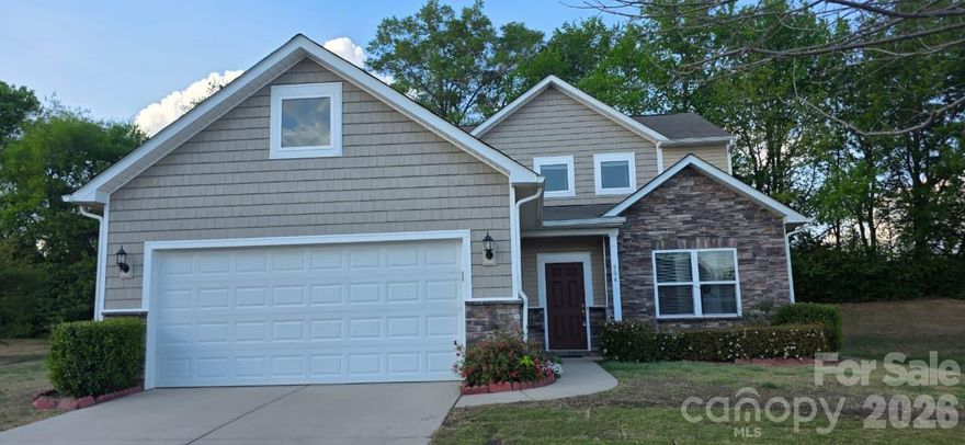 Welcome to this spacious 4-bedroom home located in a prime area of Fort Mill, close to restaurants, shopping, and just minutes from Highway 77! This beautiful home is situated in a quiet, desirable neighborhood, offering comfort and convenience for your family. Enjoy the privacy of the cul-de-sac while being close to all the amenities Fort Mill has to offer. Schedule a showing today and take the first step toward making this your new home!