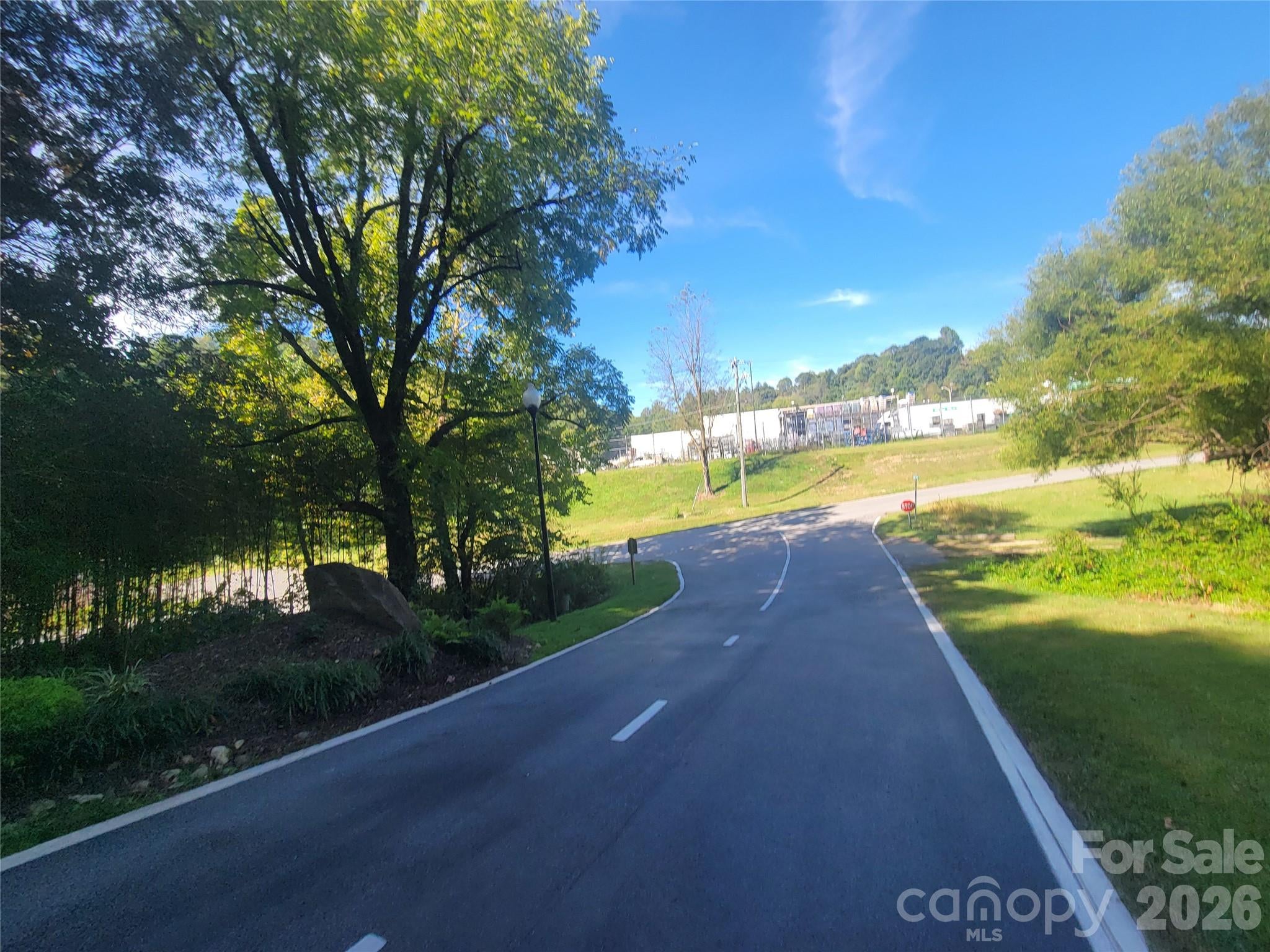 00 Liner Cove Road 00