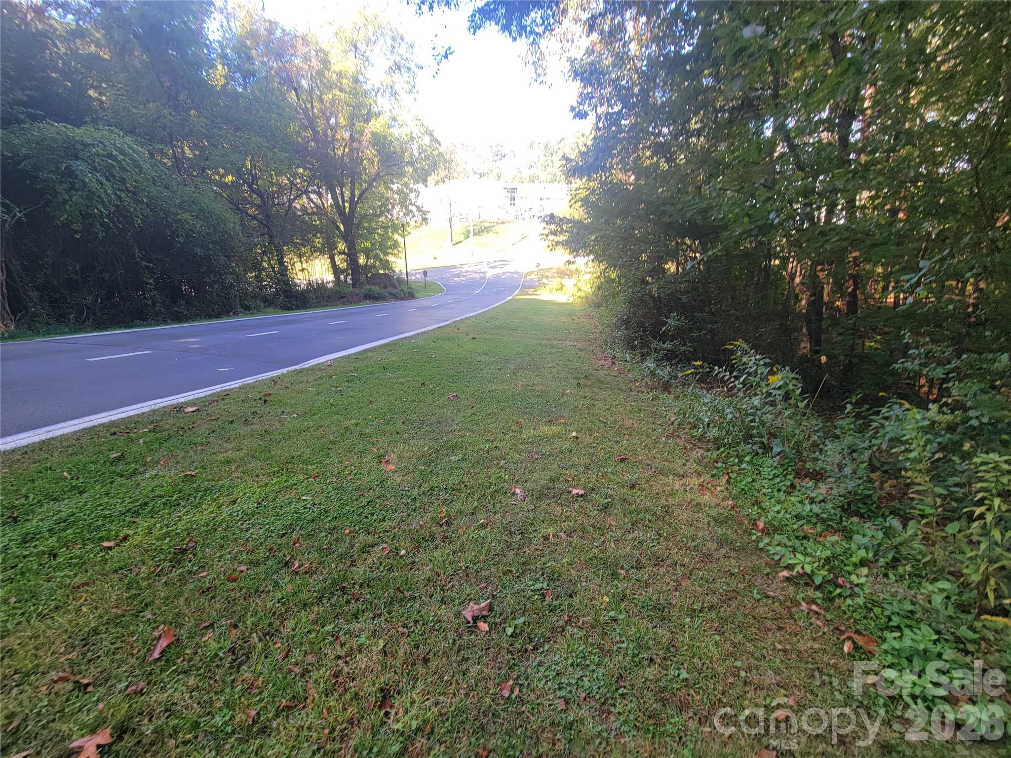 00 Liner Cove Road 00