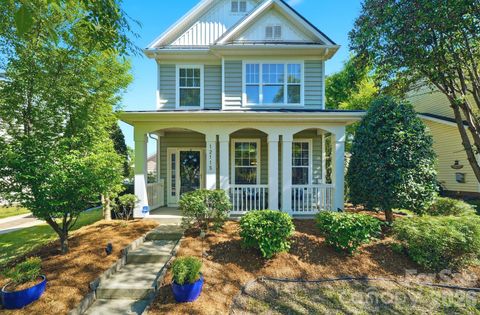 Photo of 12115 Monteith Grove Drive, Huntersville, NC 28078 (MLS # 4396391)