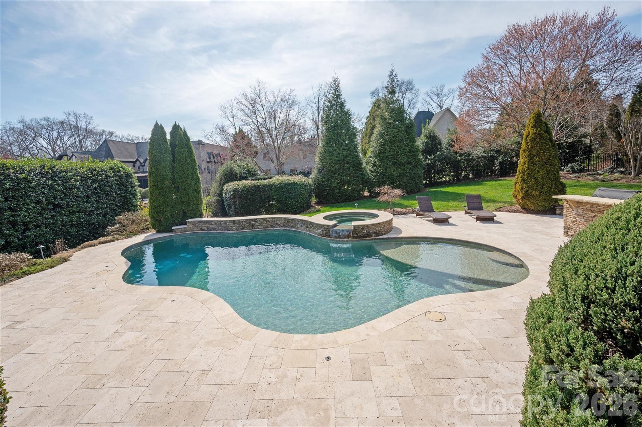 Chatelaine - Residential