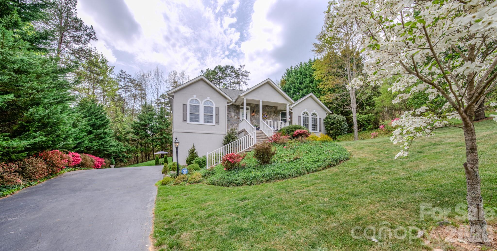 9 Double Eagle Drive