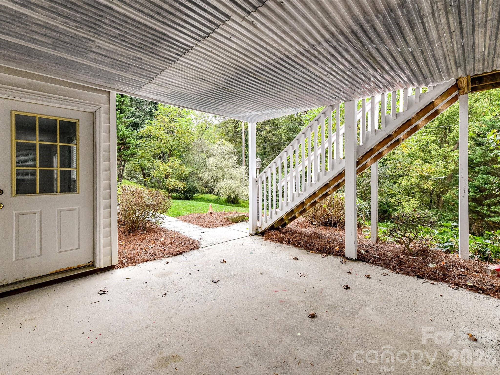 Hunters Pointe - Residential