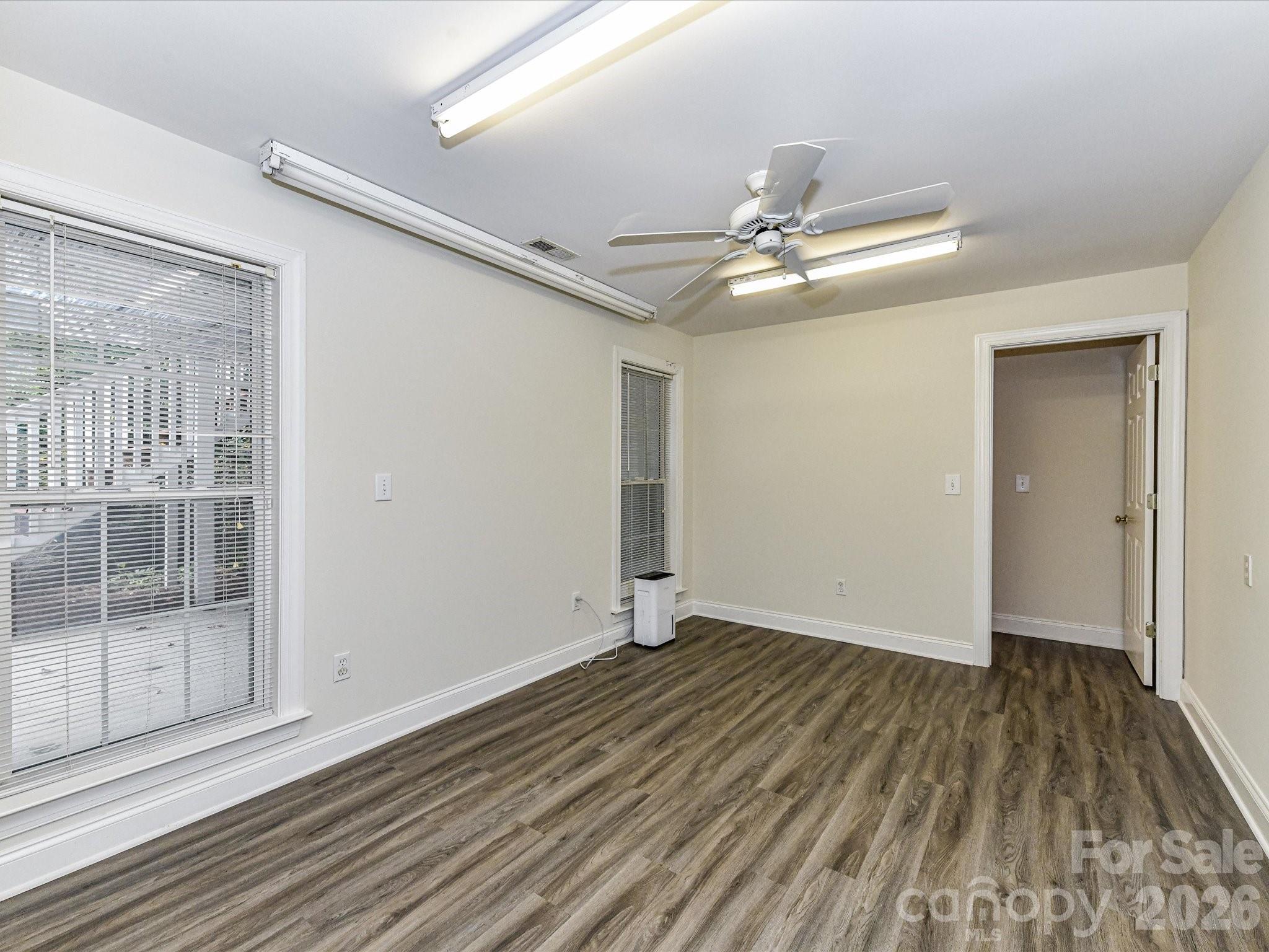 Hunters Pointe - Residential