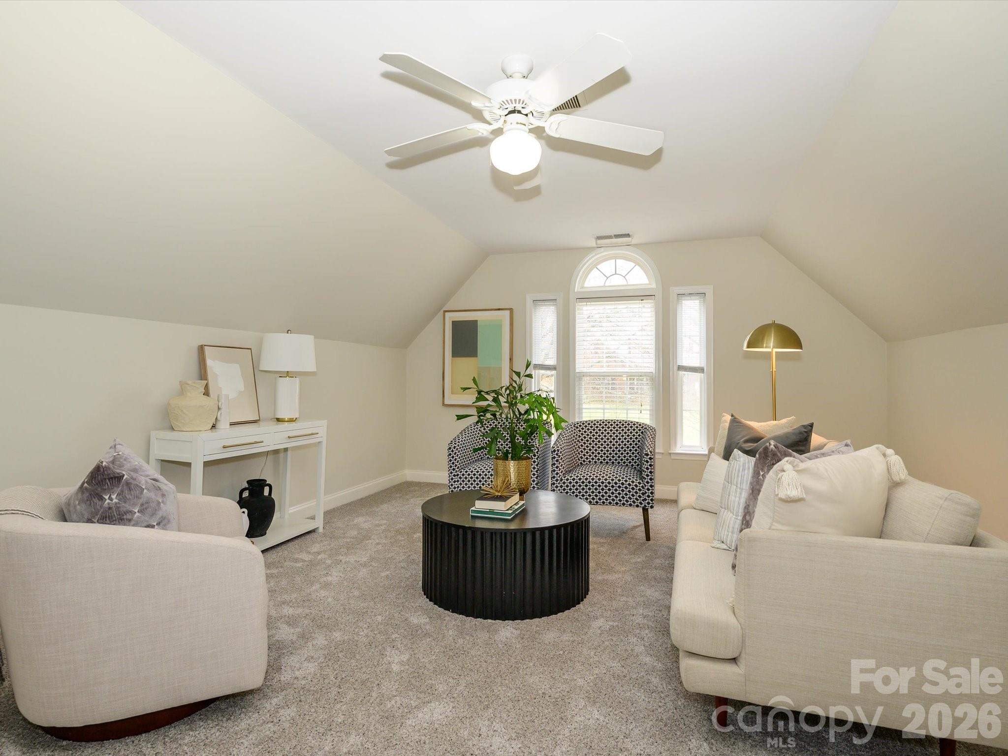 Hunters Pointe - Residential