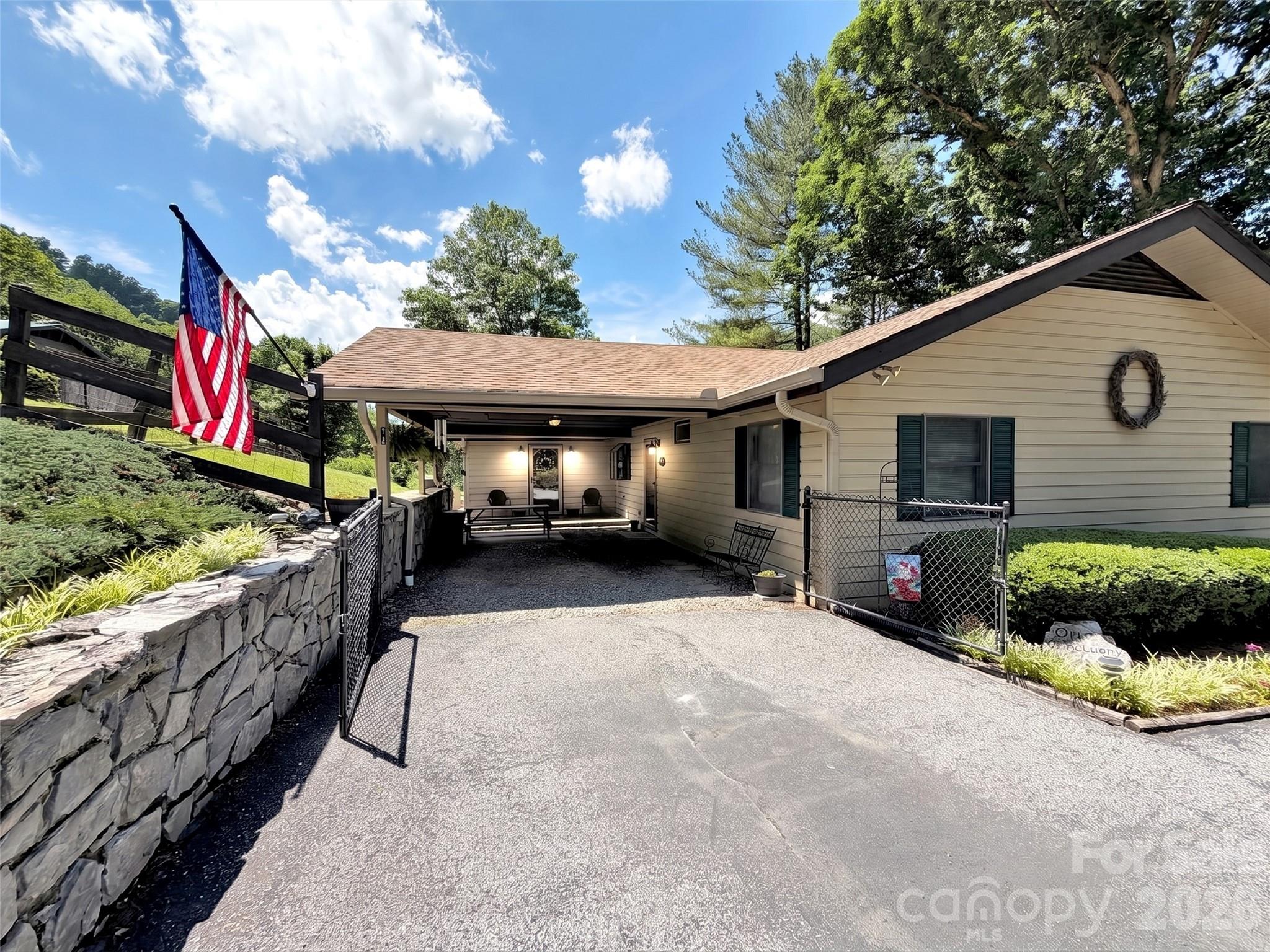 72 Sanctuary Road